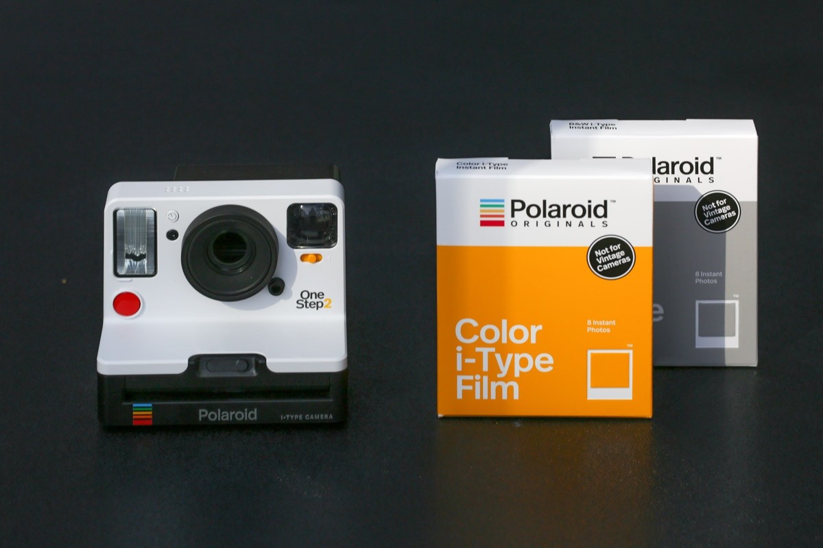 Plaroid寶麗來控訴富士拍立得 發(fā)動方形相紙專利戰(zhàn) Plaroid寶麗來控訴富士拍立得 發(fā)動方形相紙專利戰(zhàn)